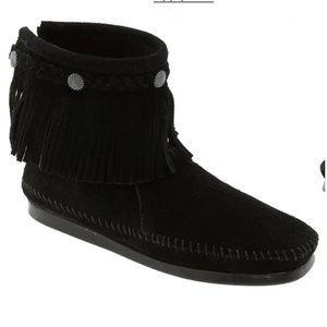 🖤Black Minnetonka Fringe moccasin
